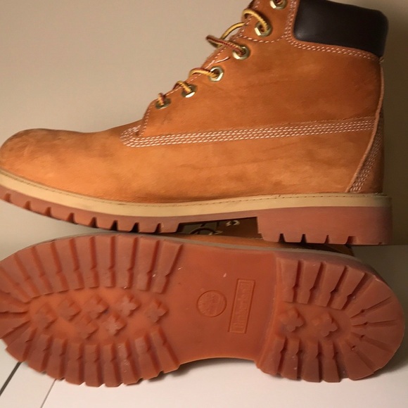 Mens size 7.0 Timberlands